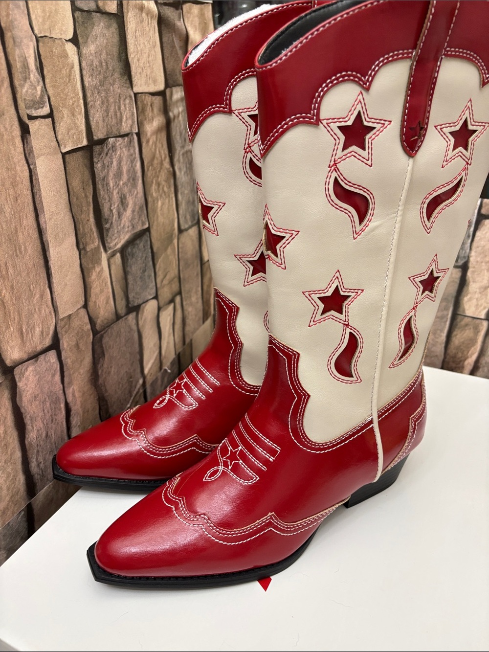 UNIONBAY Red and Cream Star-Accent Western Heeled Boots